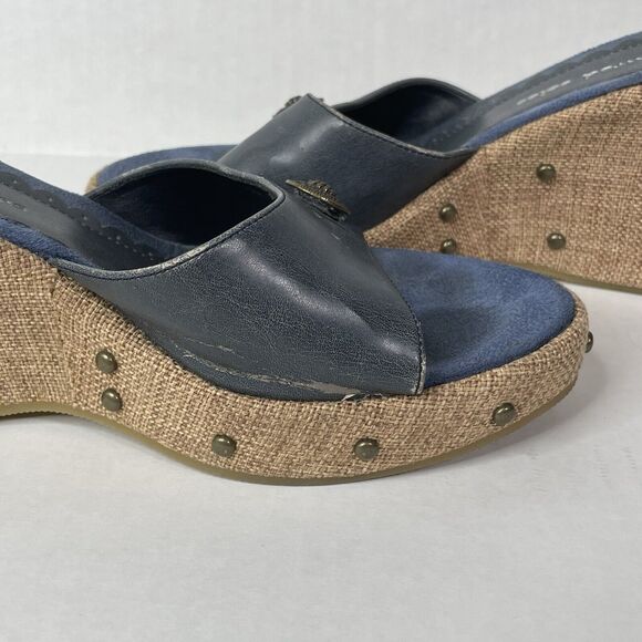 Cultured Soles Y2K Wedge Sandals Blue Size 6.5 Medallion Studded 2000s Slip On - Picture 5 of 7